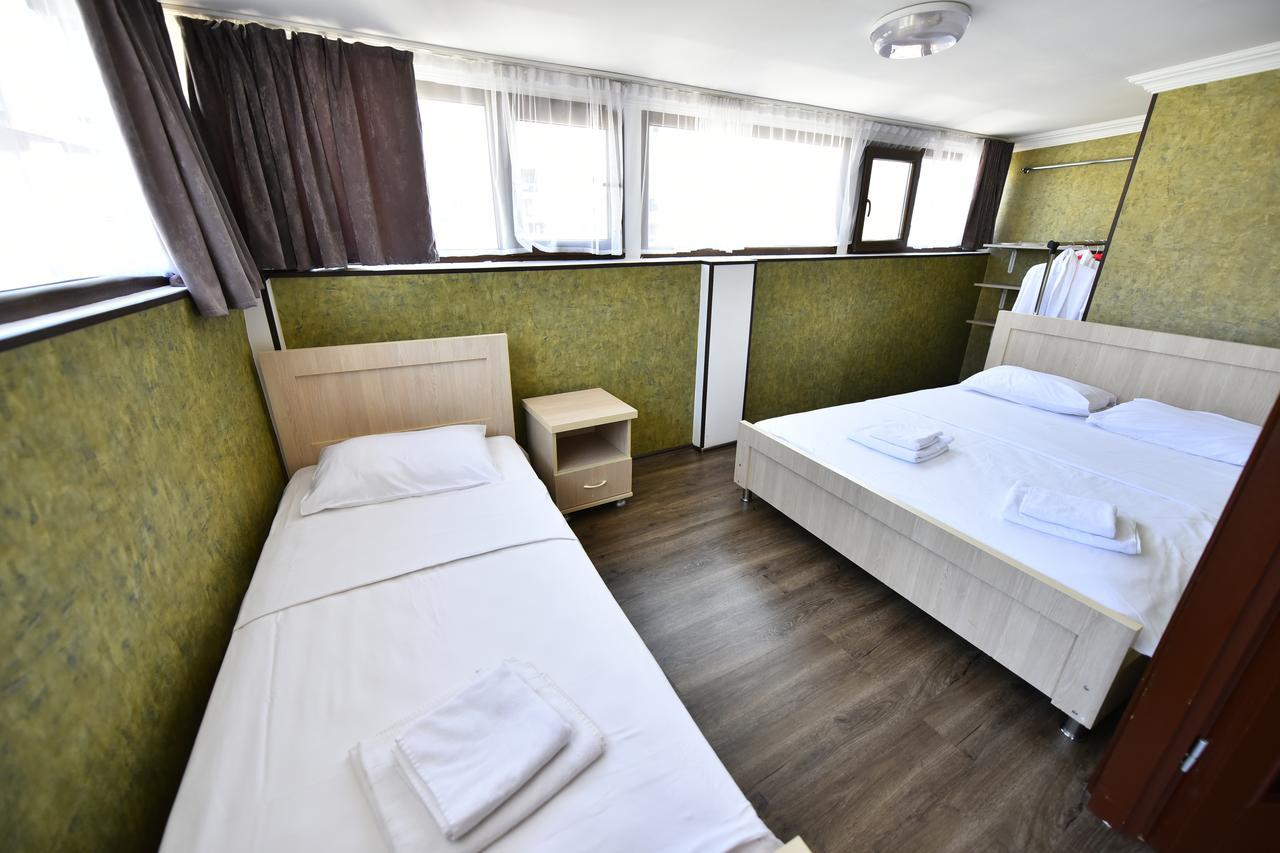 Hotel Phaliashvili Batumi Exterior photo